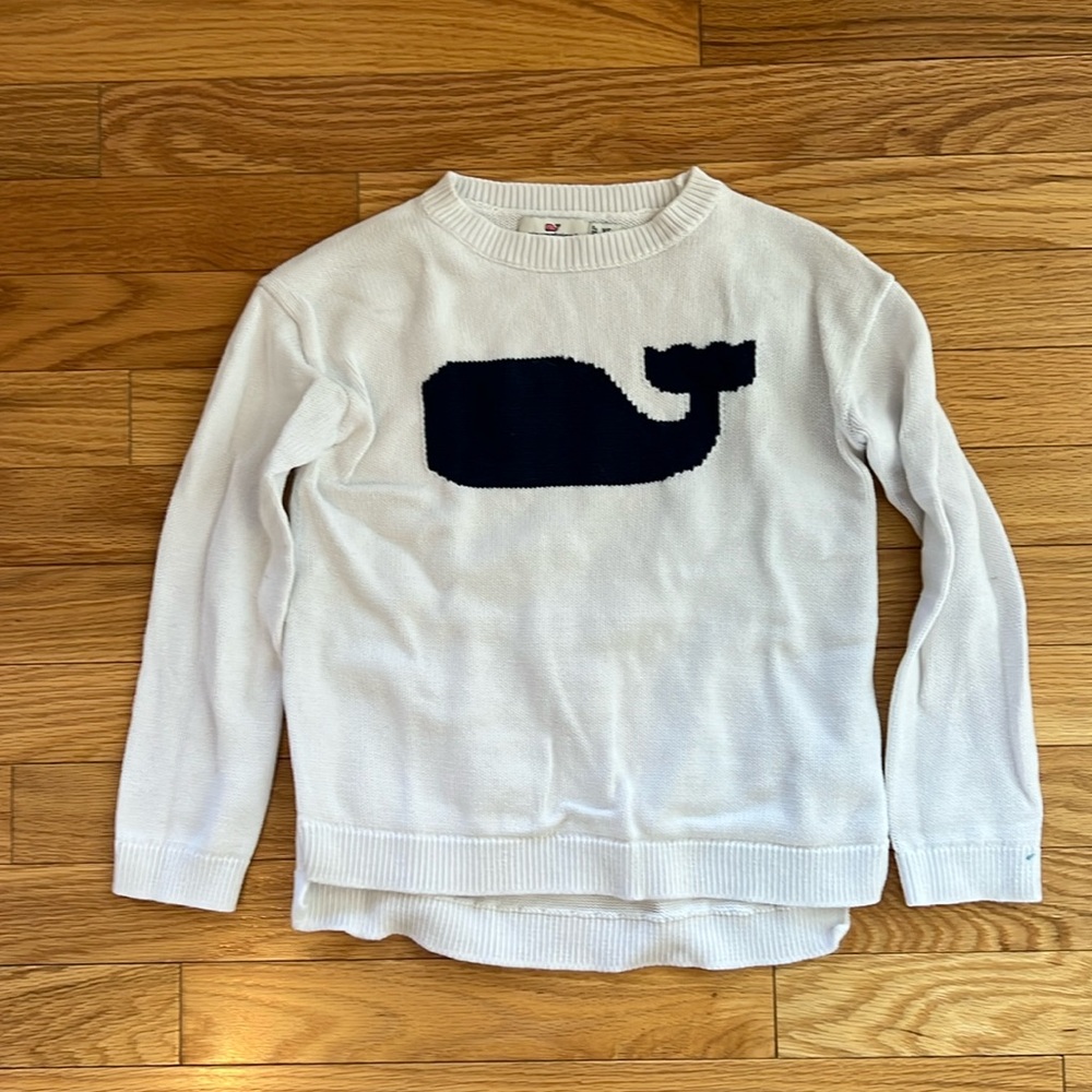 Girls blue whale vineyard vines sweater